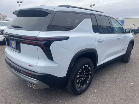 New 2026 Chevrolet Traverse Z71 w/ Enhanced Driving Package image 5