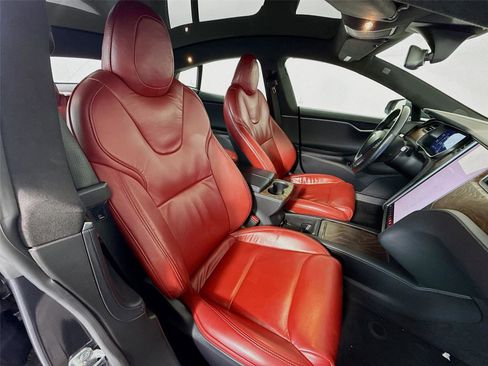 Used 2021 Tesla Model S Long Range Plus image 17