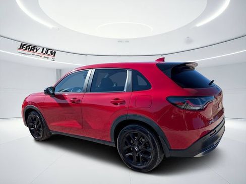 Used 2024 Honda HR-V Sport image 5