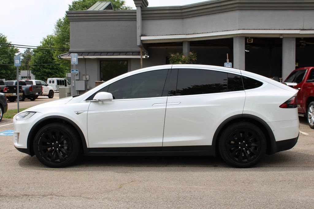 Used 2016 Tesla Model X 90D AWD/4WD image 4