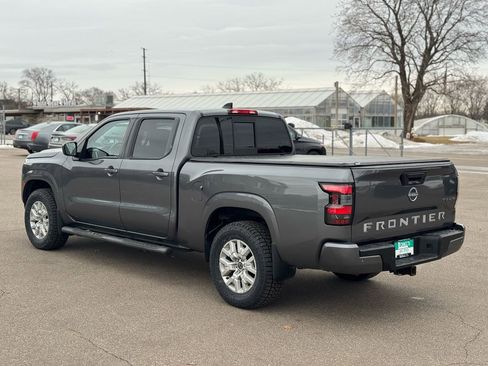 Used 2022 Nissan Frontier SV image 6