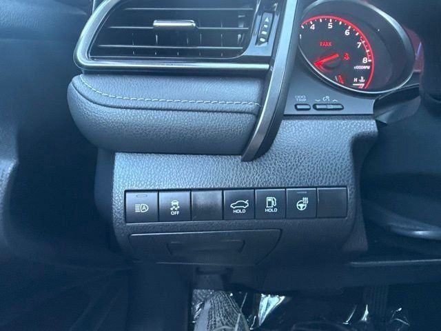Used 2021 Toyota Camry XSE AWD/4WD image 17