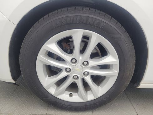 Used 2016 Chevrolet Malibu LT FWD image 31