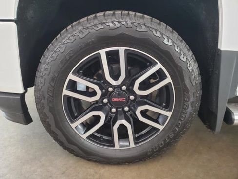 Used 2017 Chevrolet Silverado 1500 LT w/ All Star Edition AWD/4WD image 5