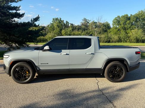 Used 2023 Rivian R1T Adventure AWD/4WD image 2