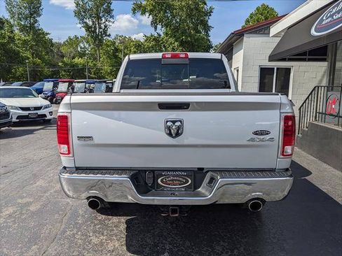 Used 2017 RAM 1500 Laramie AWD/4WD image 4