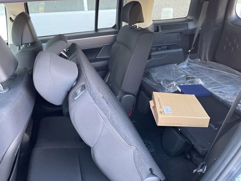 Used 2025 Hyundai Santa Fe SE image 15