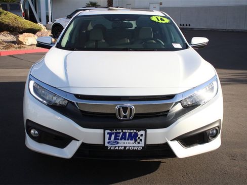 Used 2016 Honda Civic Touring image 12