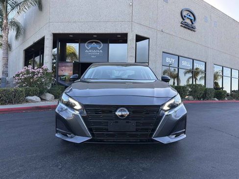 Used 2024 Nissan Altima 2.5 S FWD image 7