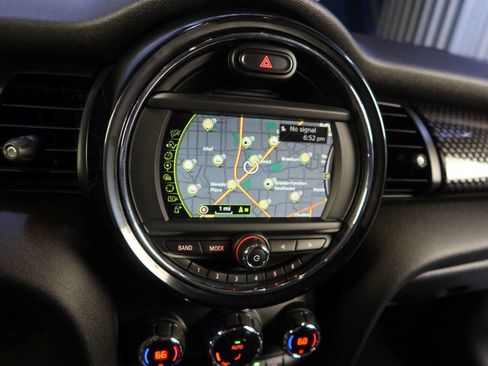 Used 2015 MINI Cooper S image 22