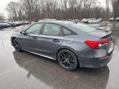 Used 2023 Honda Civic Sport image 6