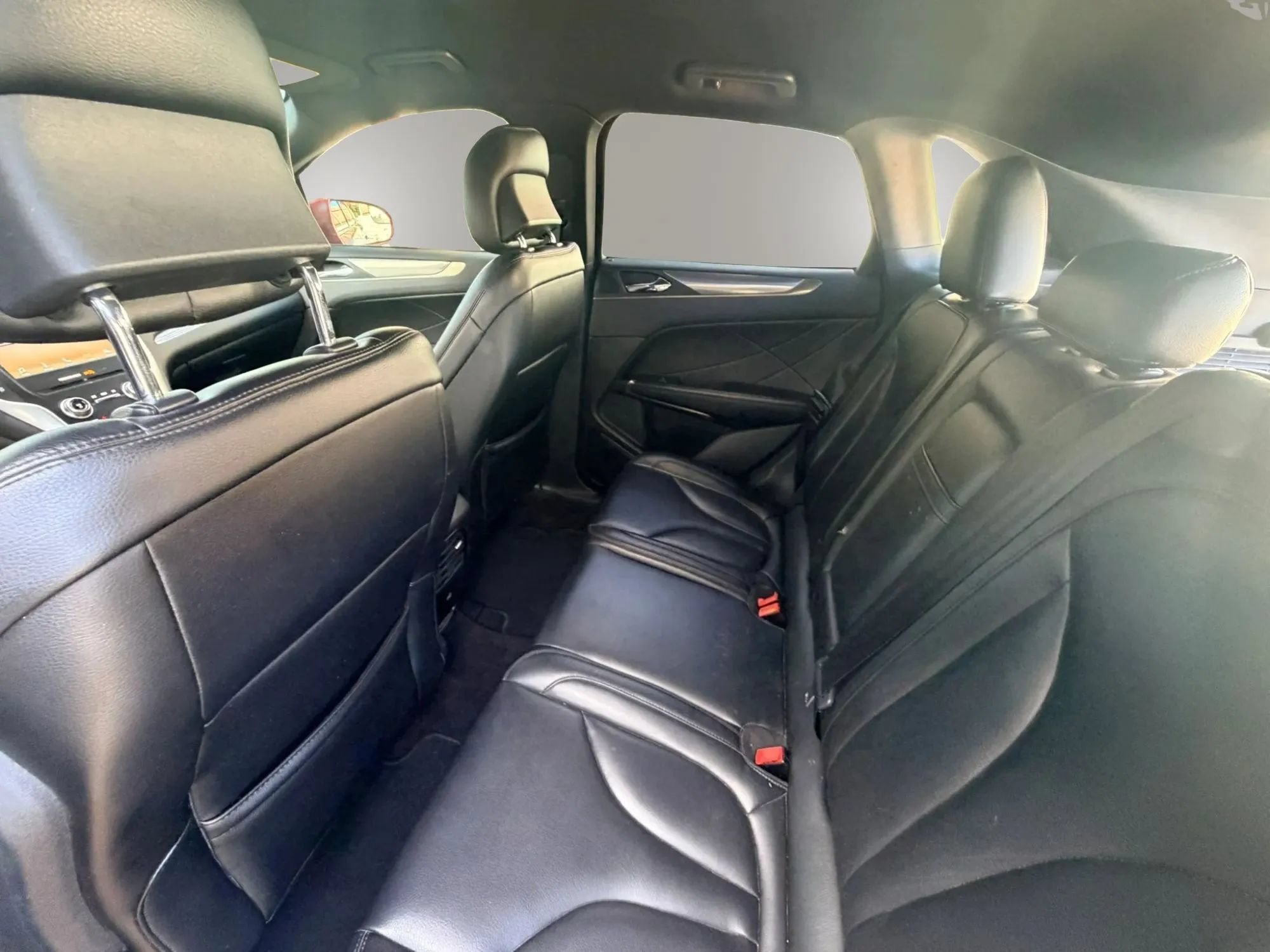 Used 2019 Lincoln MKC Premiere FWD image 25