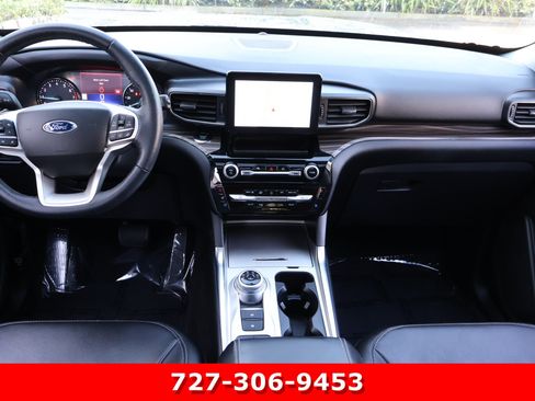 Used 2022 Ford Explorer Limited w/ Equipment Group 301A RWD image 18