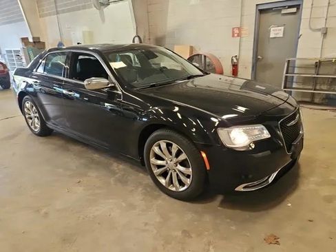 Used 2016 Chrysler 300 C AWD/4WD image 2
