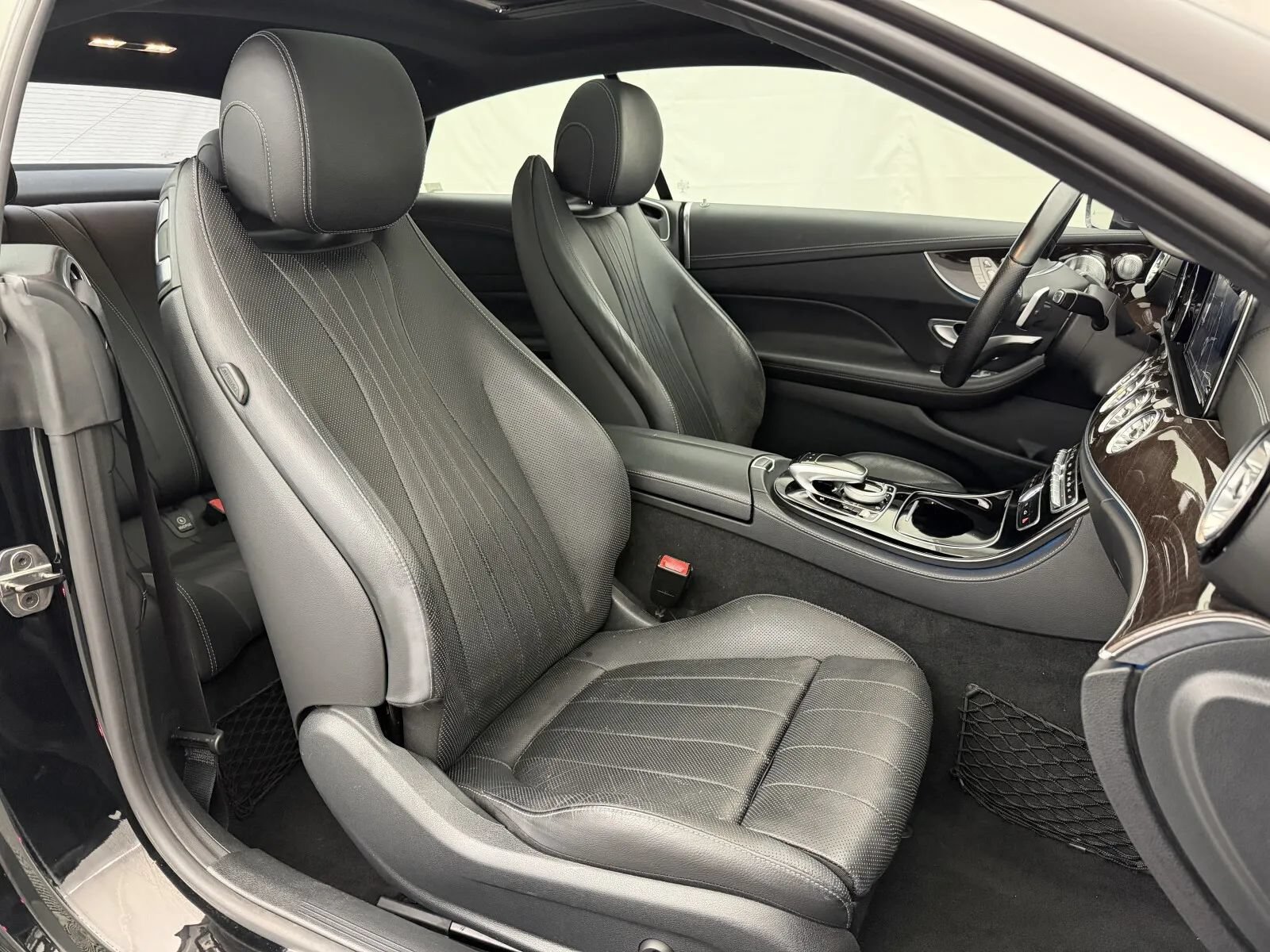 Used 2018 Mercedes-Benz E 400 4MATIC Coupe image 42