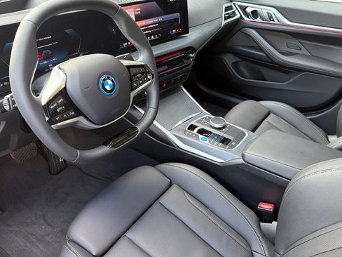 Used 2025 BMW i4 eDrive40 w/ Premium Package image 11