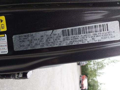 Used 2019 Jeep Wrangler Unlimited Rubicon w/ Cold Weather Group AWD/4WD image 25