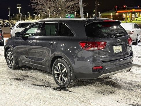 Used 2019 Kia Sorento EX image 4