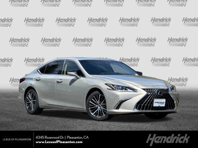 Certified 2025 Lexus ES 300h w/ Premium Package