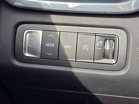 New 2026 GMC Acadia Denali Ultimate AWD/4WD image 17