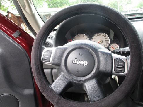 Used 2002 Jeep Liberty Limited AWD/4WD image 17