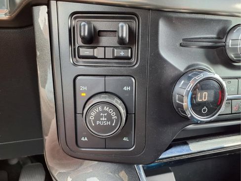 Used 2021 Ford F150 Lariat w/ Equipment Group 502A High AWD/4WD image 29