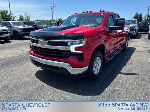 Used 2024 Chevrolet Silverado 1500 LT w/ Protection Package AWD/4WD image 7