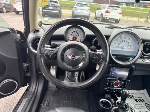Used 2013 MINI Cooper S FWD image 13