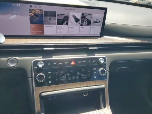 Used 2025 Genesis GV80 3.5T Prestige AWD/4WD image 16