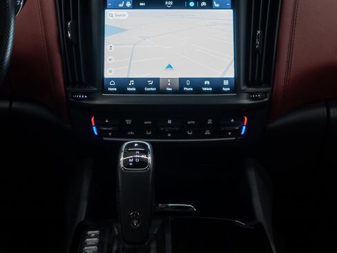 Used 2022 Maserati Levante Modena image 25