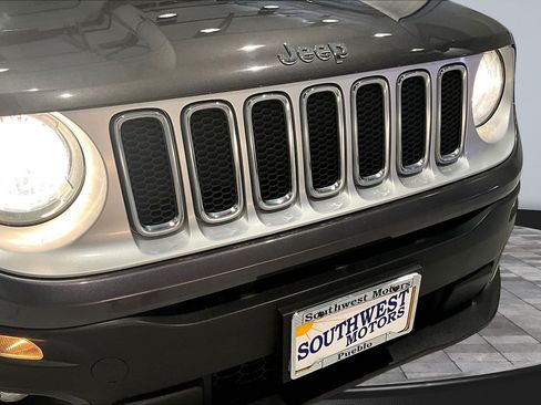 Used 2017 Jeep Renegade Limited AWD/4WD image 33