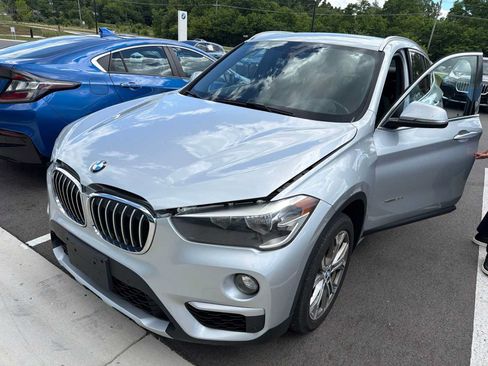 Used 2016 BMW X1 xDrive28i AWD/4WD image 3