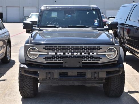 Used 2024 Ford Bronco Badlands AWD/4WD image 3
