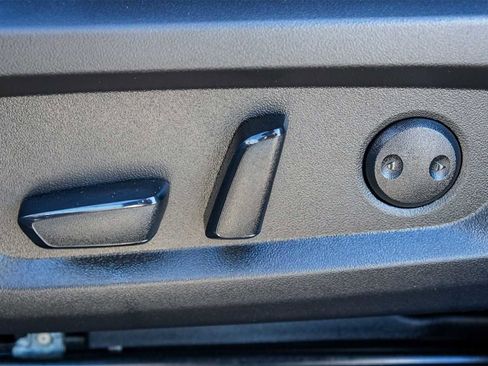 Used 2024 Mitsubishi Outlander SE image 21