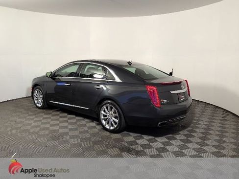 Used 2013 Cadillac XTS Premium AWD/4WD image 4