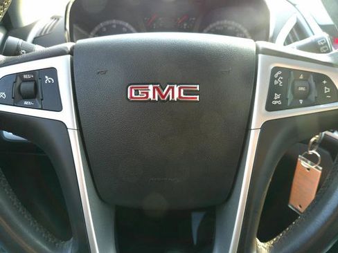 Used 2011 GMC Terrain SLT image 9
