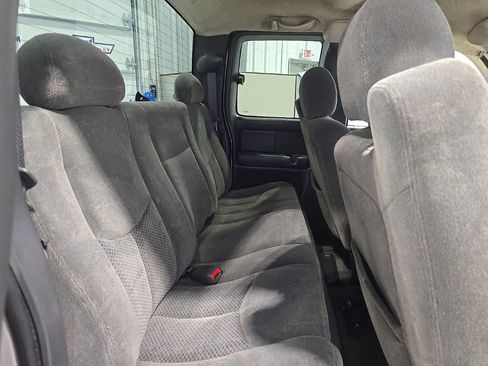 Used 2004 Chevrolet Silverado 1500 LS image 22