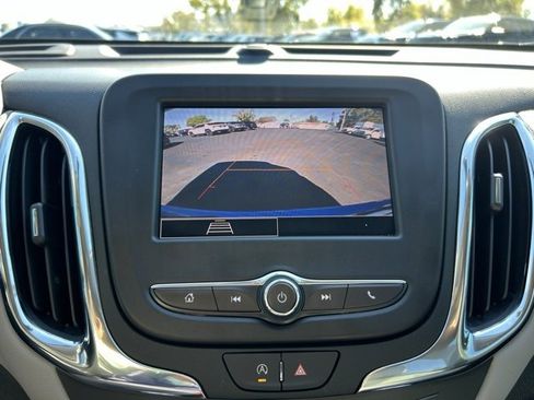 Certified 2024 Chevrolet Equinox LS w/ LS Convenience Package image 24