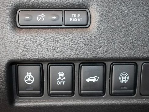 Used 2023 Nissan Murano Platinum AWD/4WD image 34