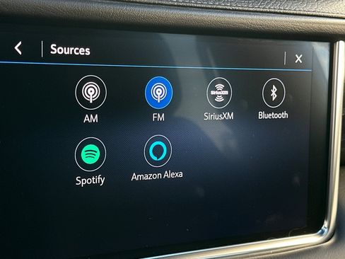 Used 2021 GMC Yukon XL Denali w/ LPO, Illumination Package image 23