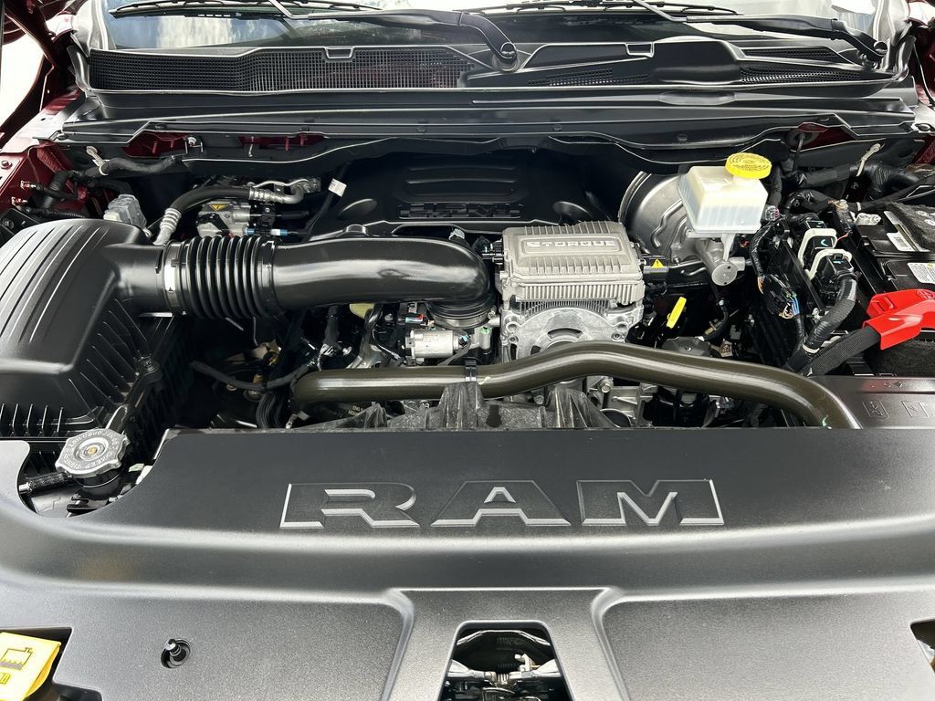 Used 2024 RAM 1500 Limited AWD/4WD image 29
