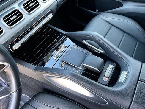 Certified 2025 Mercedes-Benz GLS 450 4MATIC image 15