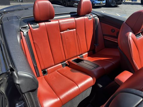 Used 2019 BMW M4 Convertible RWD image 20