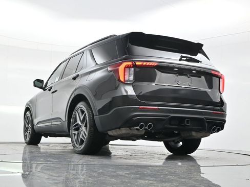 Used 2025 Ford Explorer ST w/ Sun And Sound Package AWD/4WD image 49