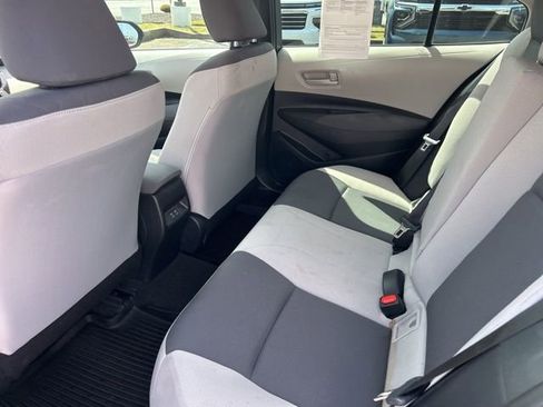 Used 2025 Toyota Corolla LE FWD image 26