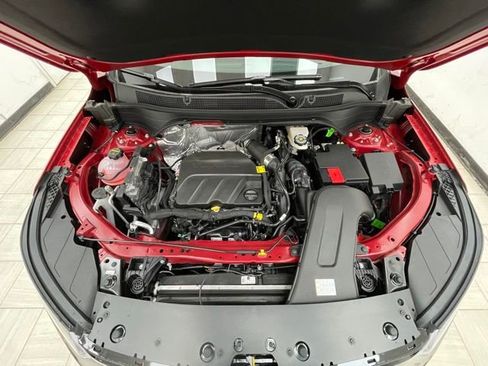 New 2026 Chevrolet Trax RS w/ Sunroof Package FWD image 16