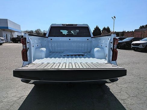 Used 2023 Chevrolet Silverado 1500 LT image 28