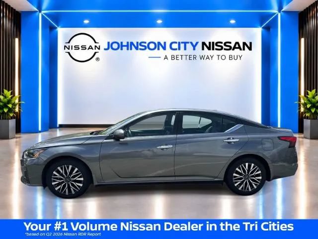 Certified 2023 Nissan Altima 2.5 SV w/ SV Premium Package FWD image 7