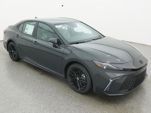 New 2026 Toyota Camry SE image 13