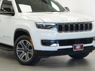 Certified 2023 Jeep Wagoneer 4WD w/ Premium Group I video 3